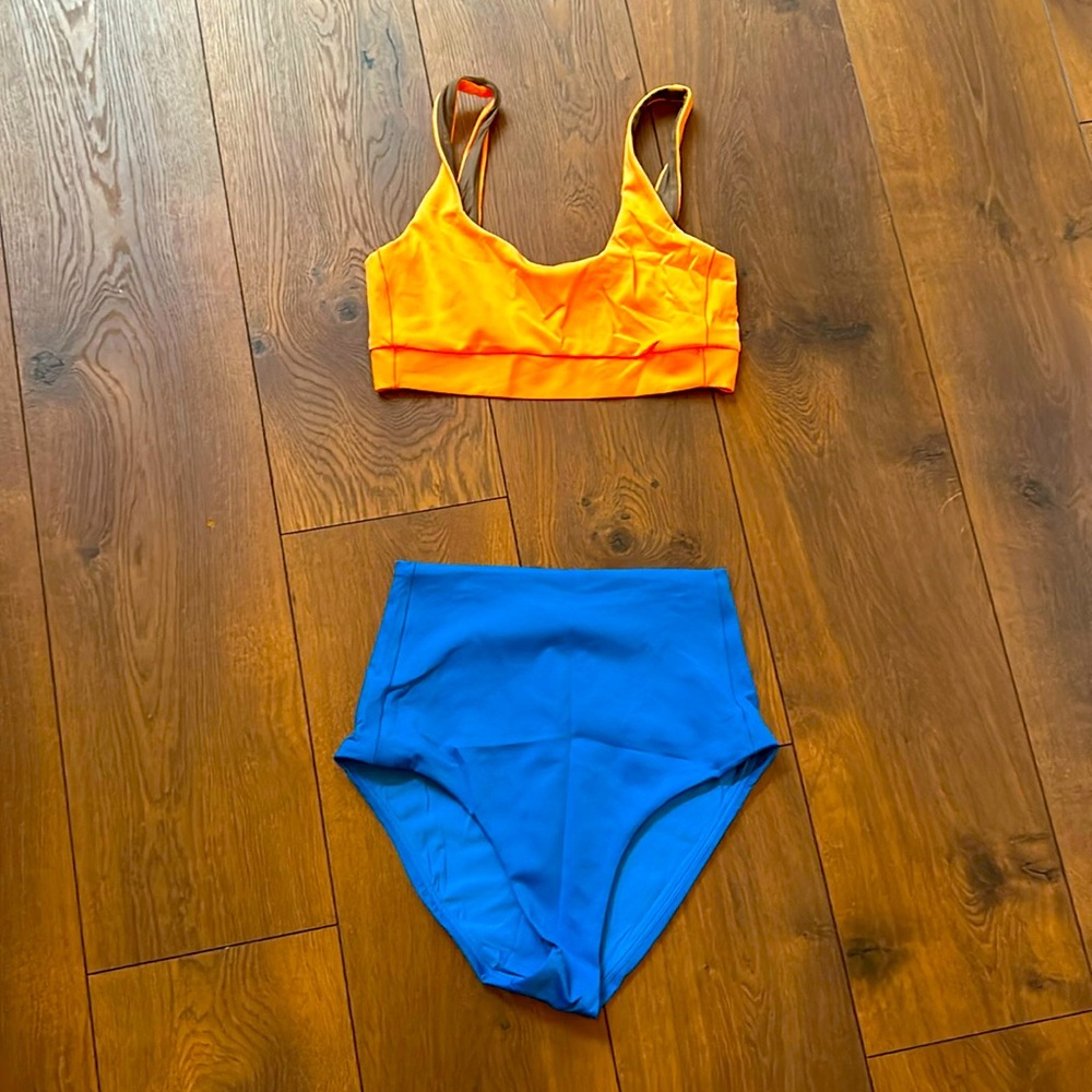 Left on Friday 2-Piece Bathing Suit, size M (LIKE NEW. Worn once)